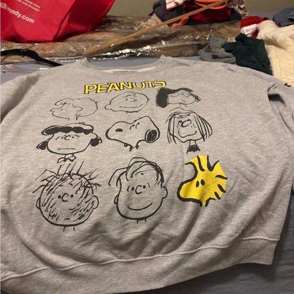 peanuts charlie brown shirt Longsleeve Large Comfy NWOT Graphic Print - Picture 3 of 10